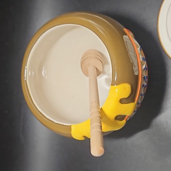 Rare Winnie the Pooh’s Hunny Pot by Disney - Made For Storing & Serving Honey - Picture 4 of 11